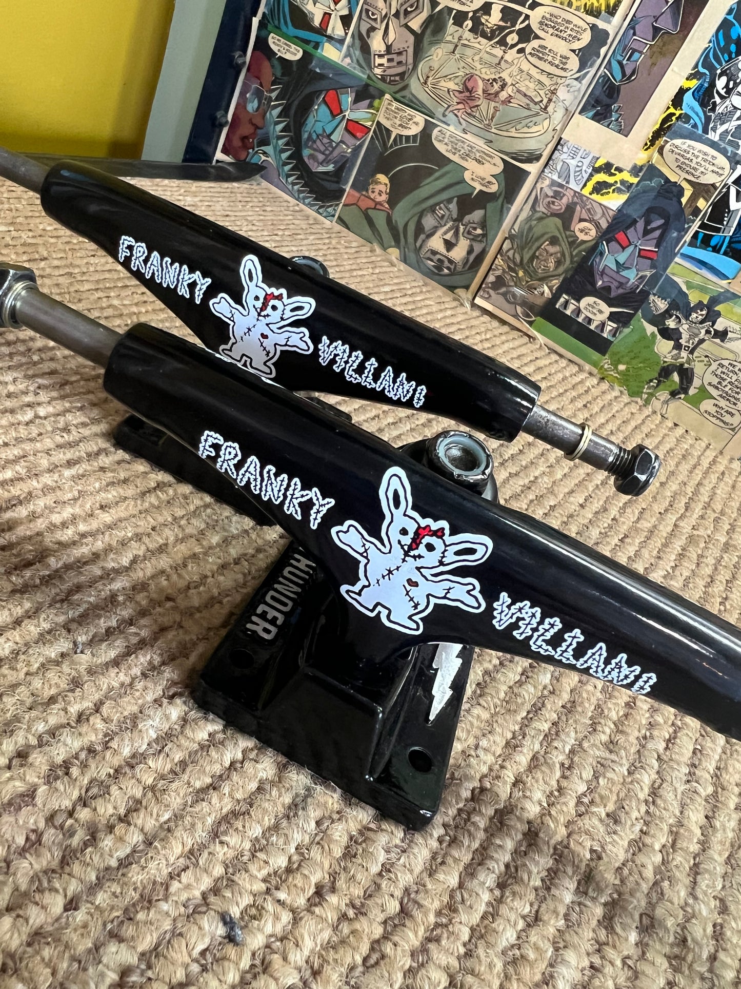 Thunder FV To Pieces Pro Trucks Black