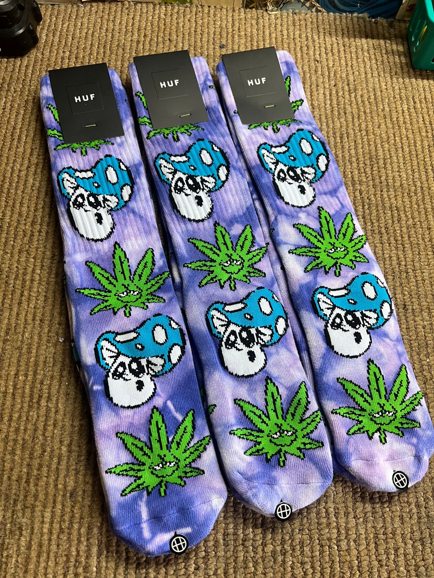 HUF Green Buddy Mushroom Sock Purple