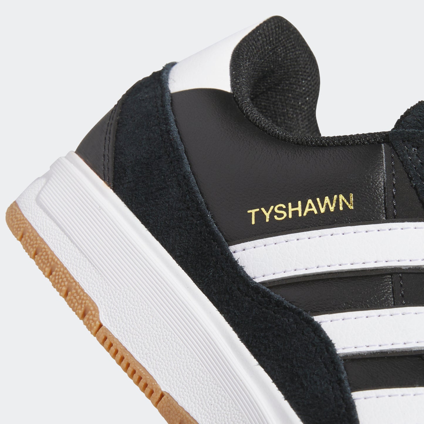 Adidas Tyshawn II Black/ White/Gum (8-11)